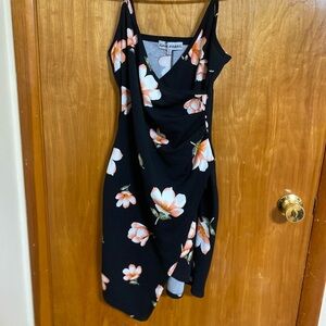 Almost Famous Black Floral Midi Dress
